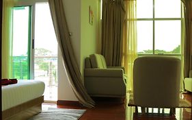 Heron Hotel